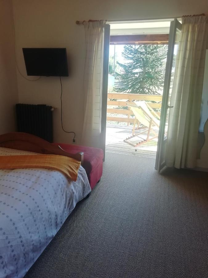 Chez Sophie Et Gilles Bed & Breakfast Monistrol-sur-Loire Dış mekan fotoğraf