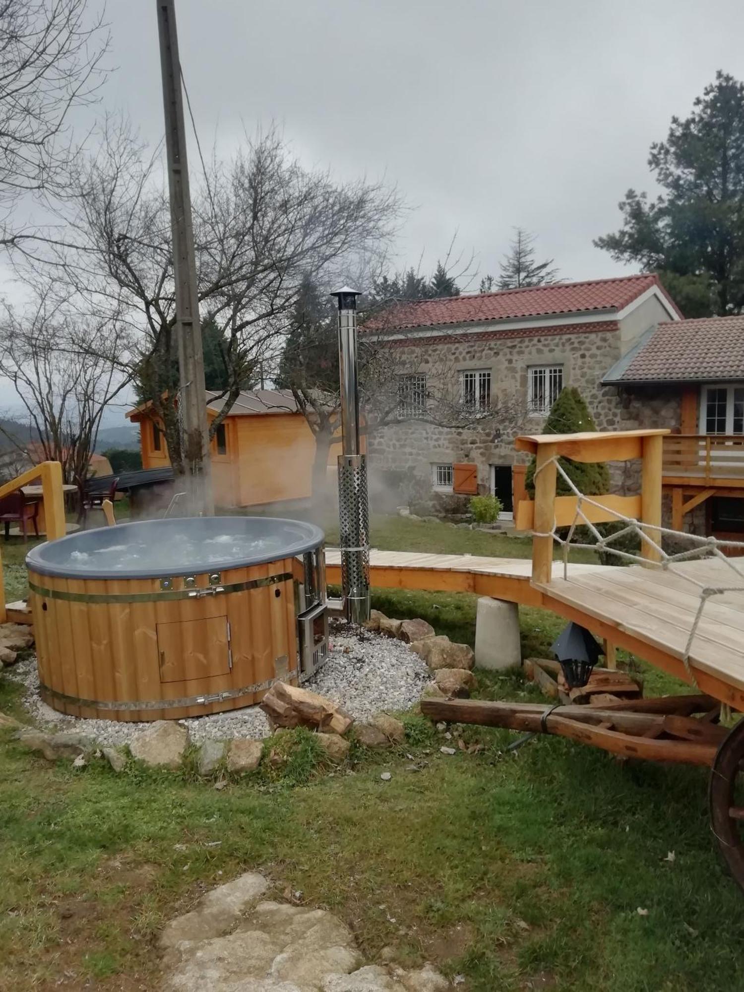 Chez Sophie Et Gilles Bed & Breakfast Monistrol-sur-Loire Dış mekan fotoğraf