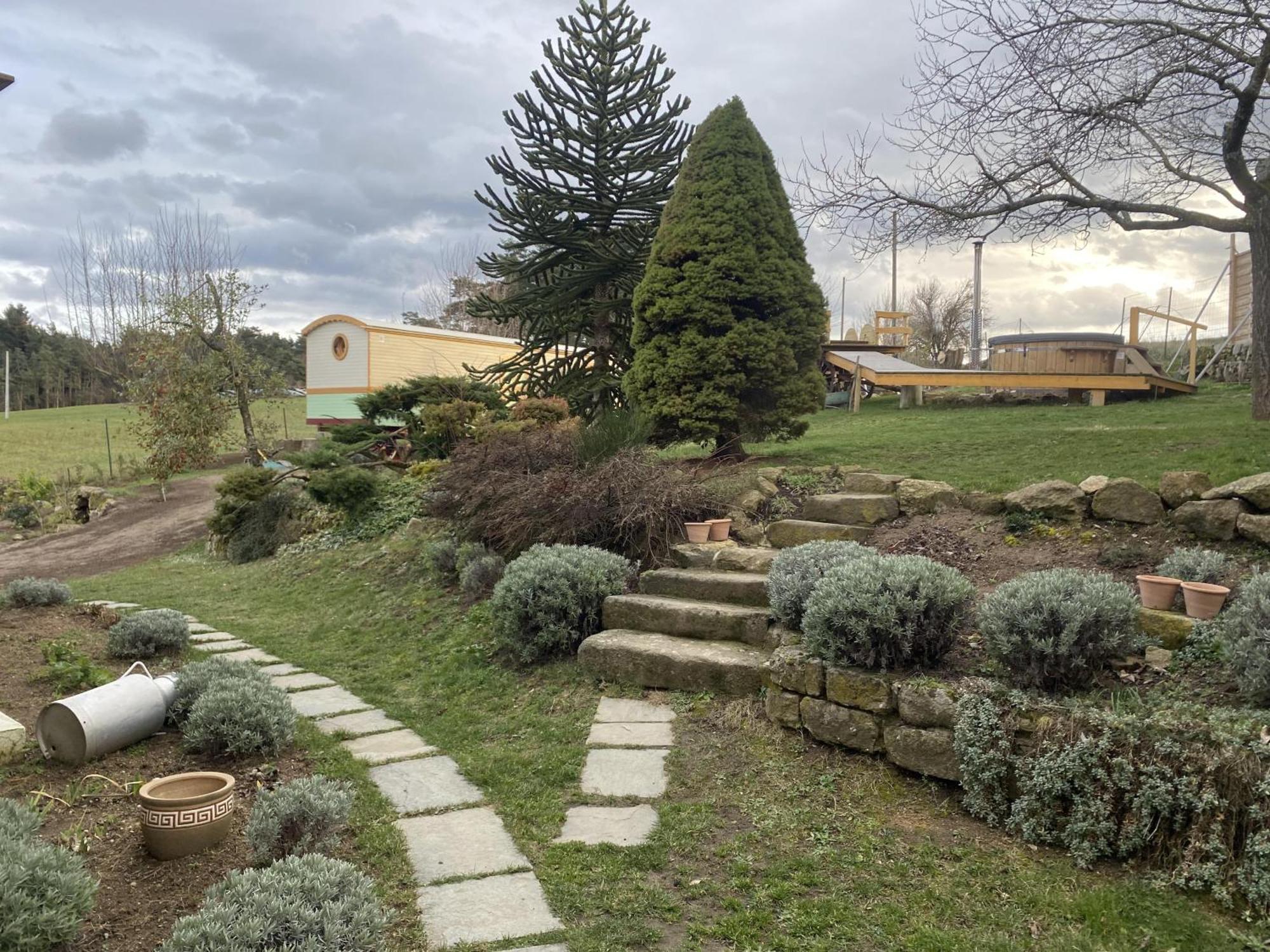 Chez Sophie Et Gilles Bed & Breakfast Monistrol-sur-Loire Dış mekan fotoğraf